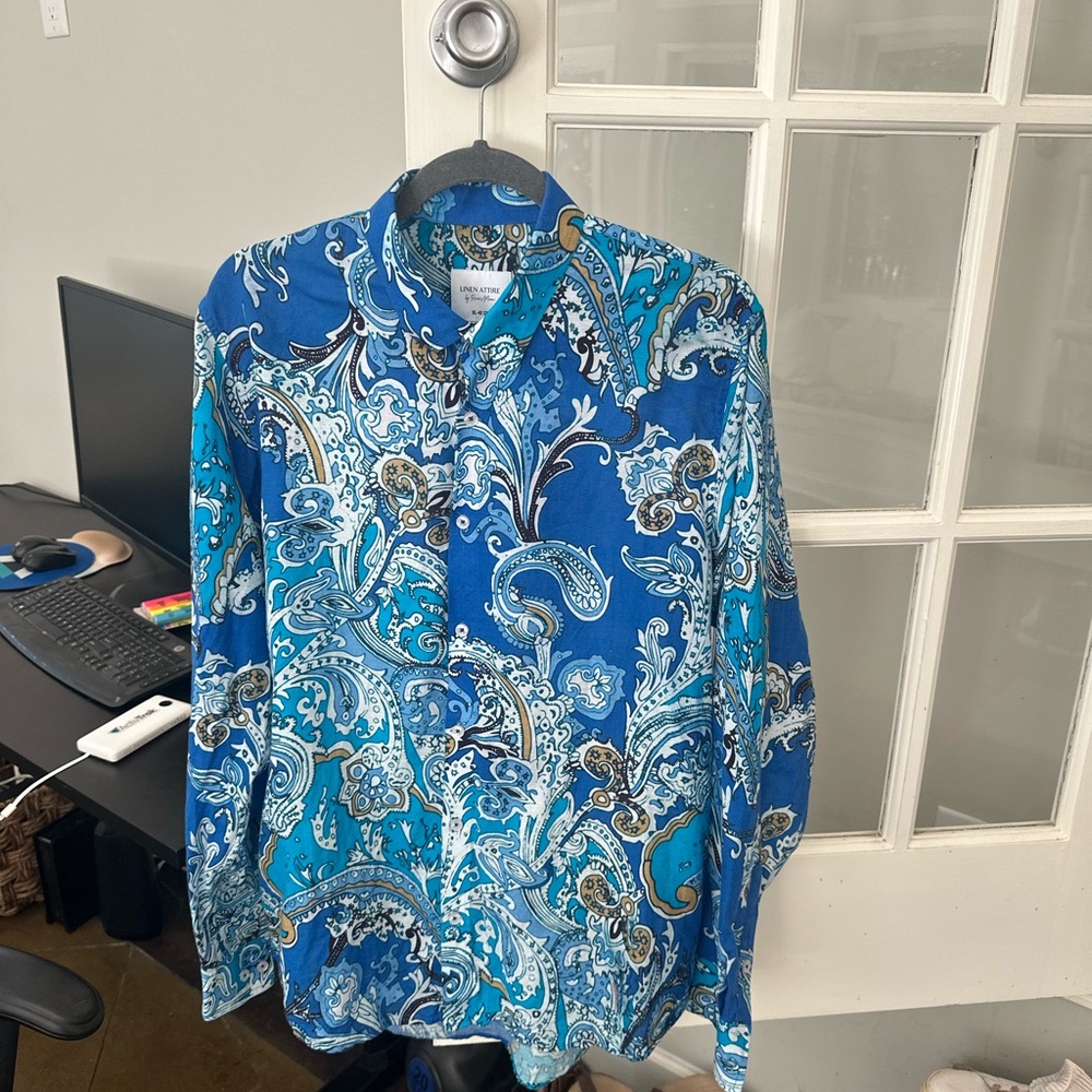Vibrant Blue Paisley Casual Button Down Shirt